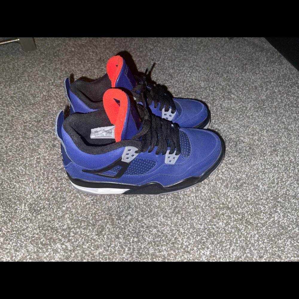 Jordan 4 - Picture 2 of 5